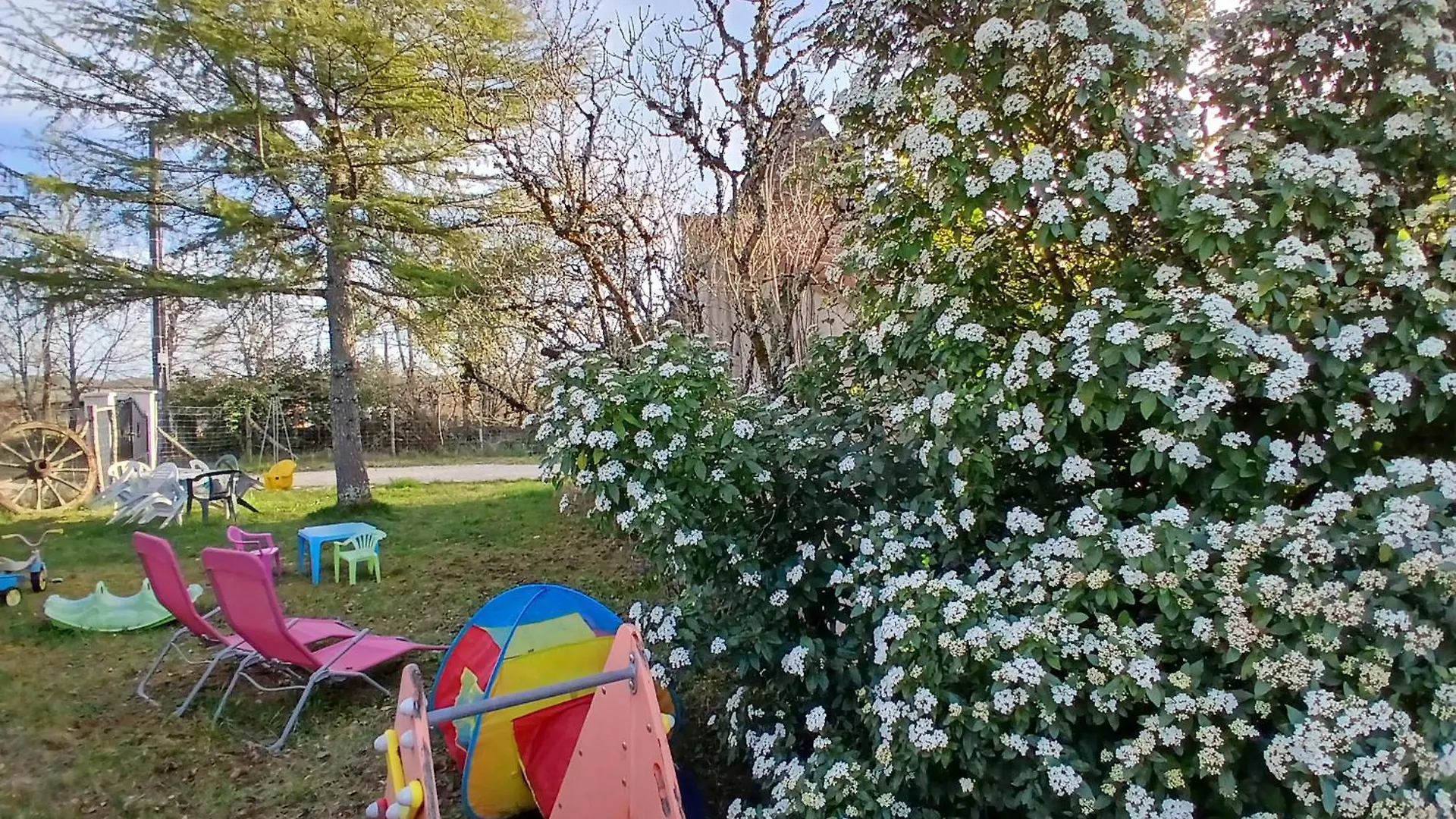 Maison Avec Jardin Clos, Catus